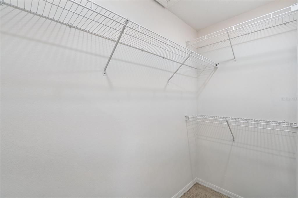 For Sale: $329,990 (3 beds, 2 baths, 1075 Square Feet)