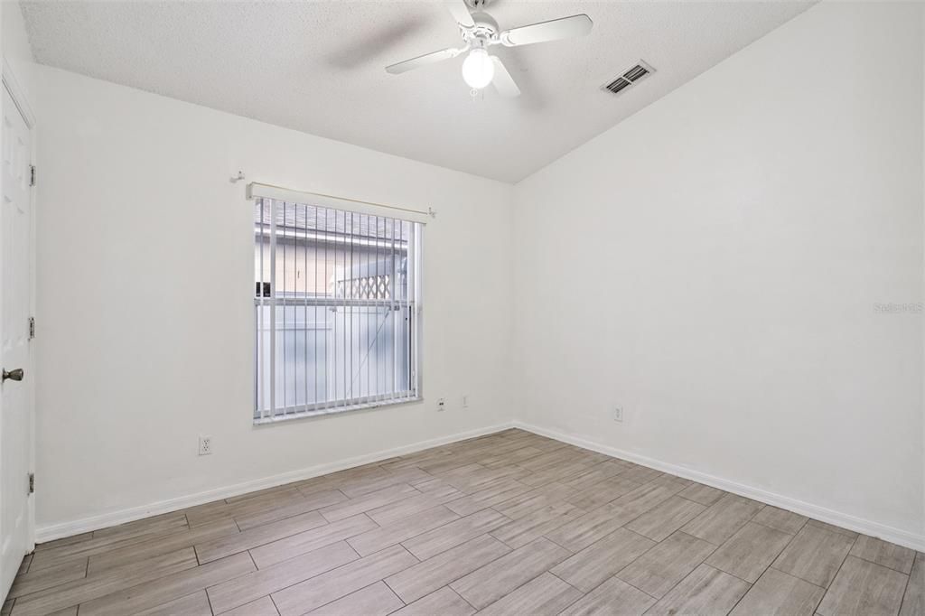 For Sale: $329,990 (3 beds, 2 baths, 1075 Square Feet)