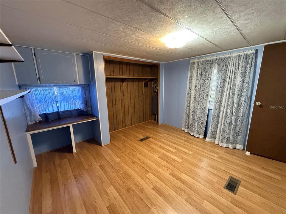 For Sale: $125,000 (3 beds, 2 baths, 1849 Square Feet)