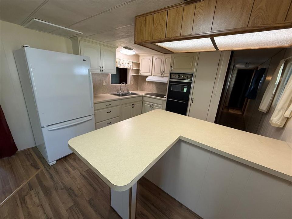 For Sale: $125,000 (3 beds, 2 baths, 1849 Square Feet)