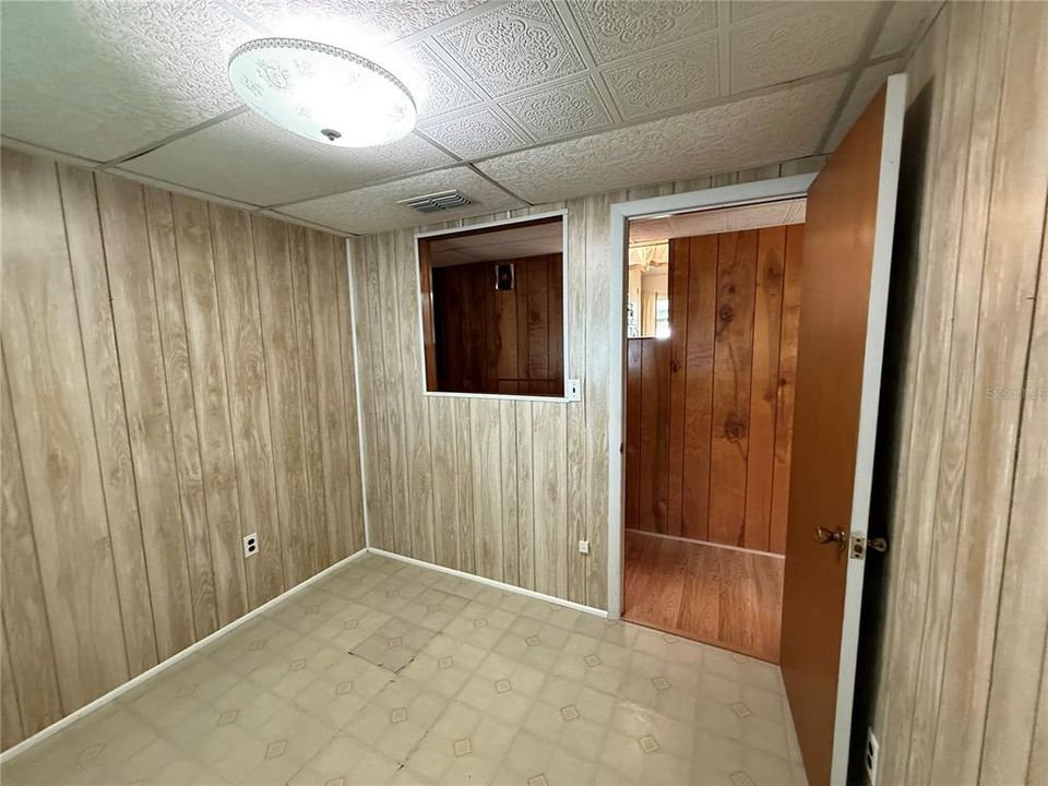 For Sale: $125,000 (3 beds, 2 baths, 1849 Square Feet)