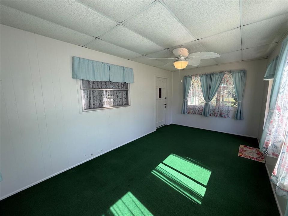 For Sale: $125,000 (3 beds, 2 baths, 1849 Square Feet)