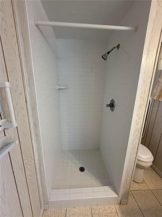 For Sale: $125,000 (3 beds, 2 baths, 1849 Square Feet)