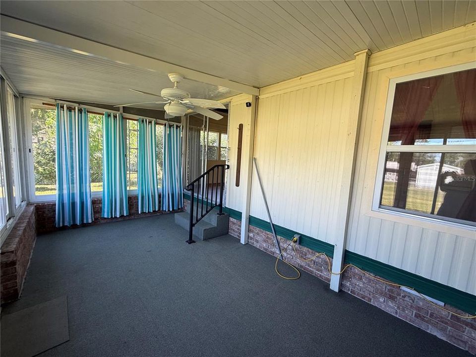 For Sale: $125,000 (3 beds, 2 baths, 1849 Square Feet)