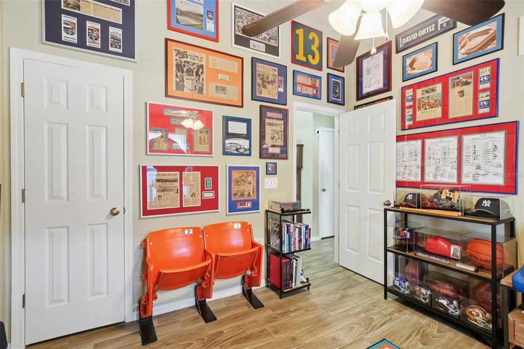 Active With Contract: $259,000 (3 beds, 2 baths, 1513 Square Feet)