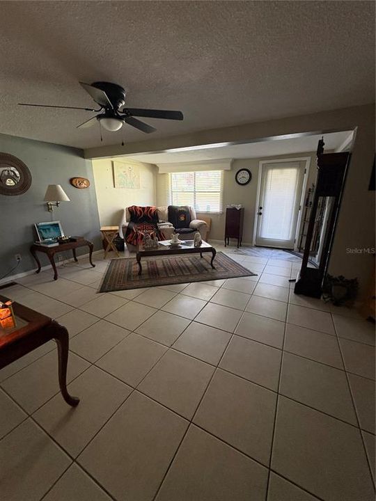 For Sale: $399,000 (4 beds, 2 baths, 1706 Square Feet)
