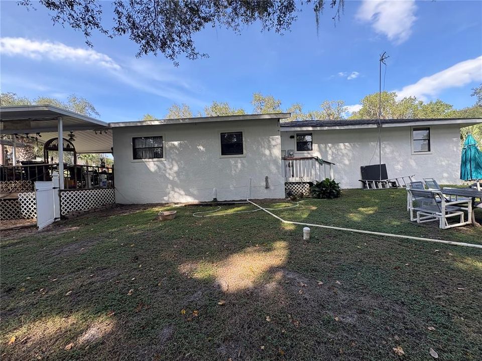 For Sale: $399,000 (4 beds, 2 baths, 1706 Square Feet)