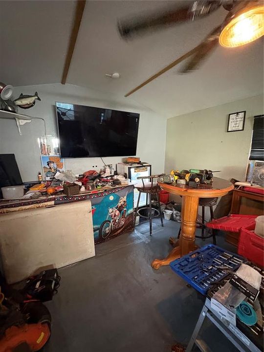 For Sale: $399,000 (4 beds, 2 baths, 1706 Square Feet)