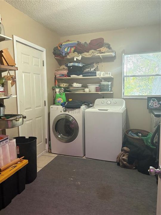 For Sale: $399,000 (4 beds, 2 baths, 1706 Square Feet)