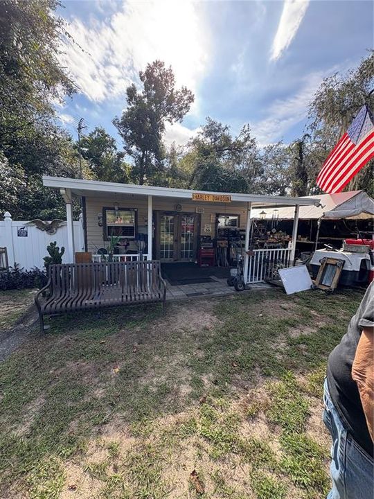 For Sale: $399,000 (4 beds, 2 baths, 1706 Square Feet)