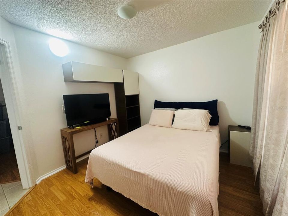 На продажу: $295,000 (3 спален, 2 ванн, 1116 Квадратных фут)