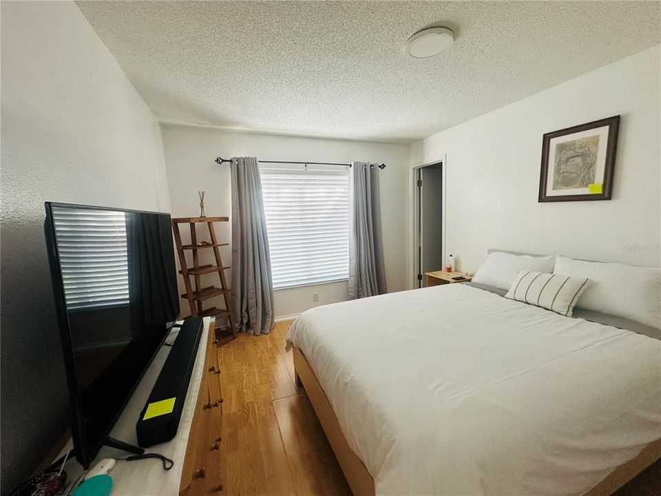 На продажу: $295,000 (3 спален, 2 ванн, 1116 Квадратных фут)