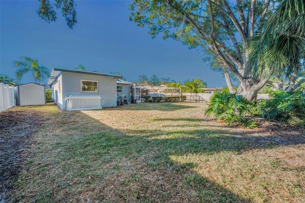 На продажу: $665,000 (3 спален, 2 ванн, 2143 Квадратных фут)