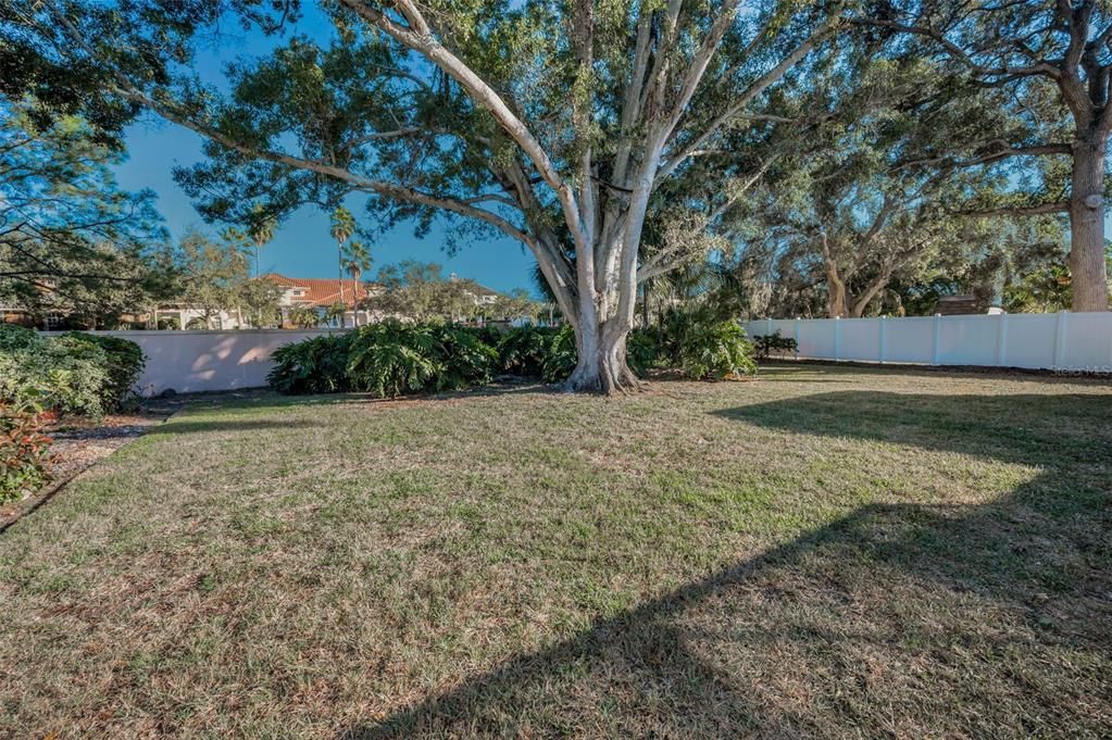 На продажу: $665,000 (3 спален, 2 ванн, 2143 Квадратных фут)