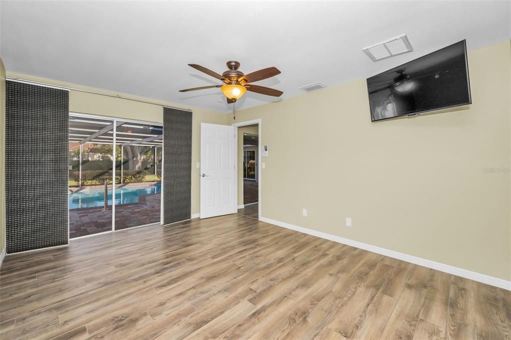 На продажу: $665,000 (3 спален, 2 ванн, 2143 Квадратных фут)