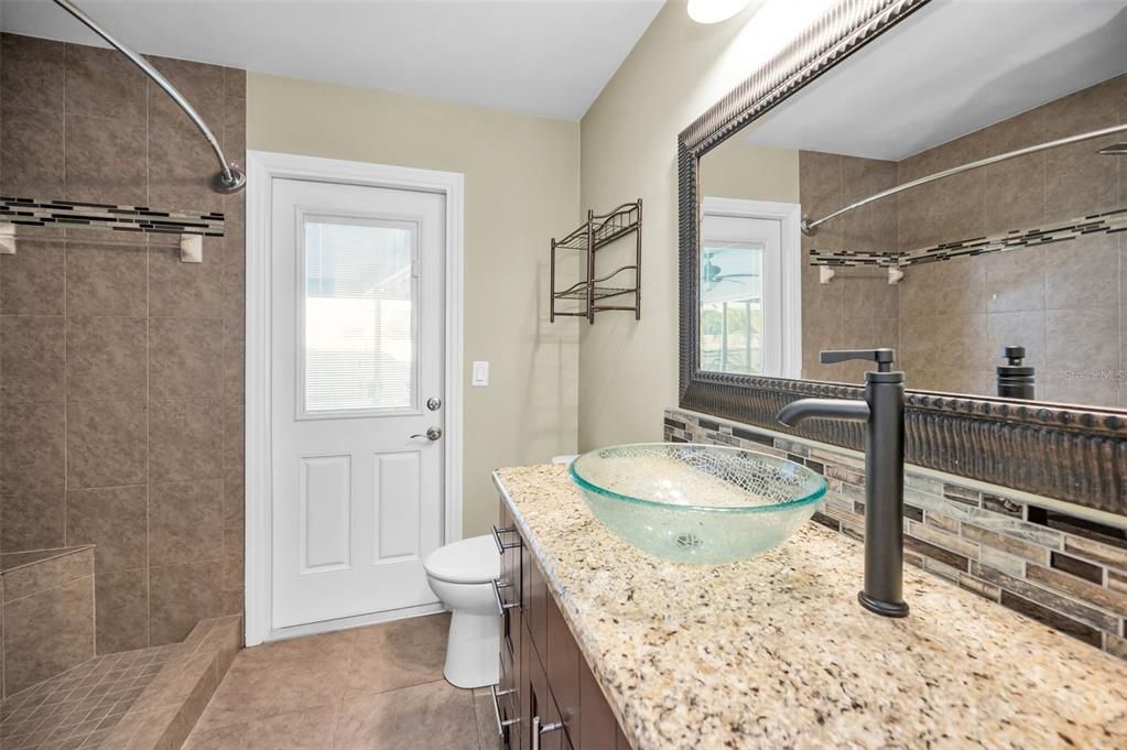 На продажу: $665,000 (3 спален, 2 ванн, 2143 Квадратных фут)