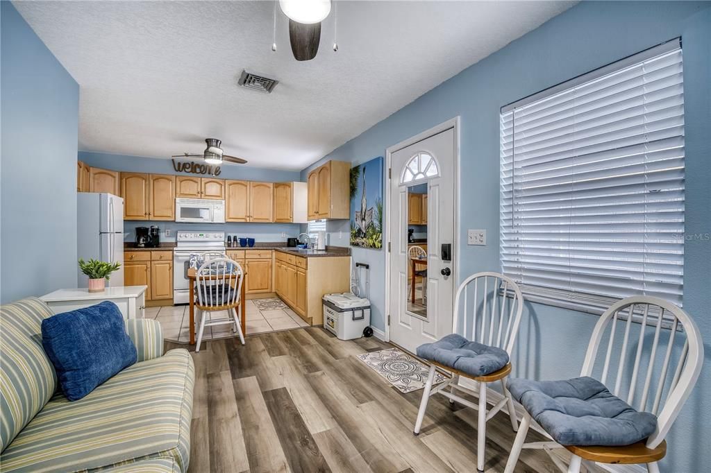 Active With Contract: $699,999 (4 beds, 3 baths, 1884 Square Feet)