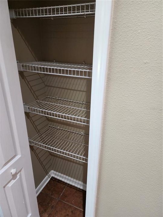 出租: $1,895 (3 贝兹, 2 浴室, 1383 平方英尺)