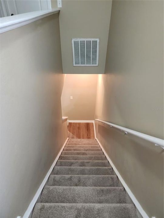 出租: $1,895 (3 贝兹, 2 浴室, 1383 平方英尺)