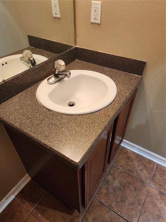 出租: $1,895 (3 贝兹, 2 浴室, 1383 平方英尺)