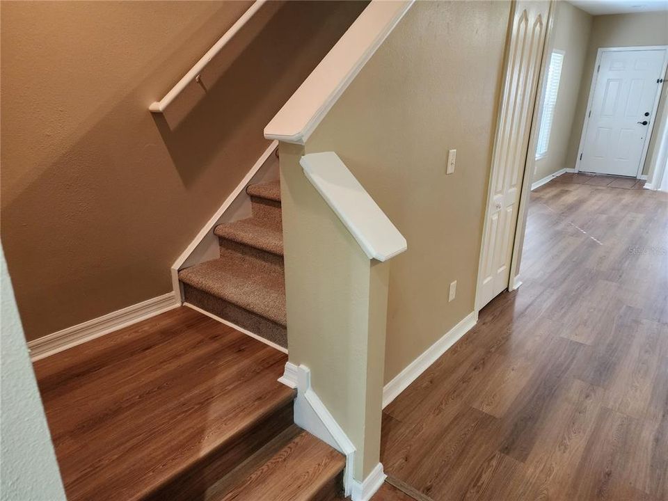 出租: $1,895 (3 贝兹, 2 浴室, 1383 平方英尺)