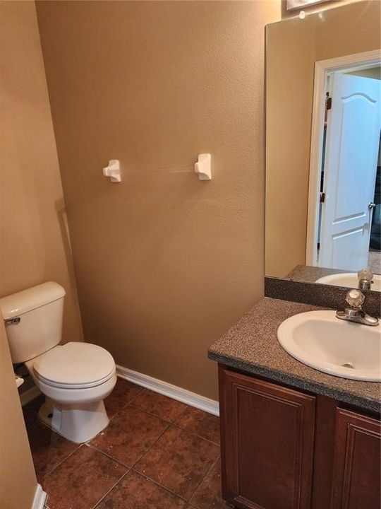 出租: $1,895 (3 贝兹, 2 浴室, 1383 平方英尺)