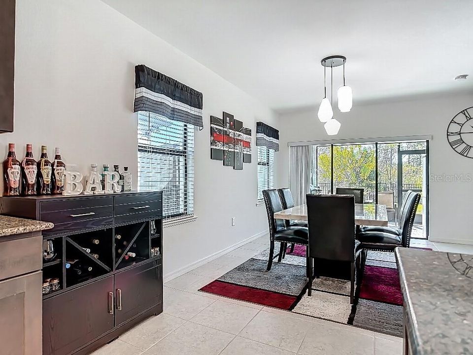 На продажу: $374,995 (3 спален, 2 ванн, 1858 Квадратных фут)