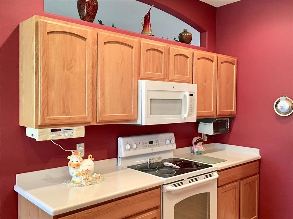 For Sale: $278,900 (3 beds, 2 baths, 2093 Square Feet)