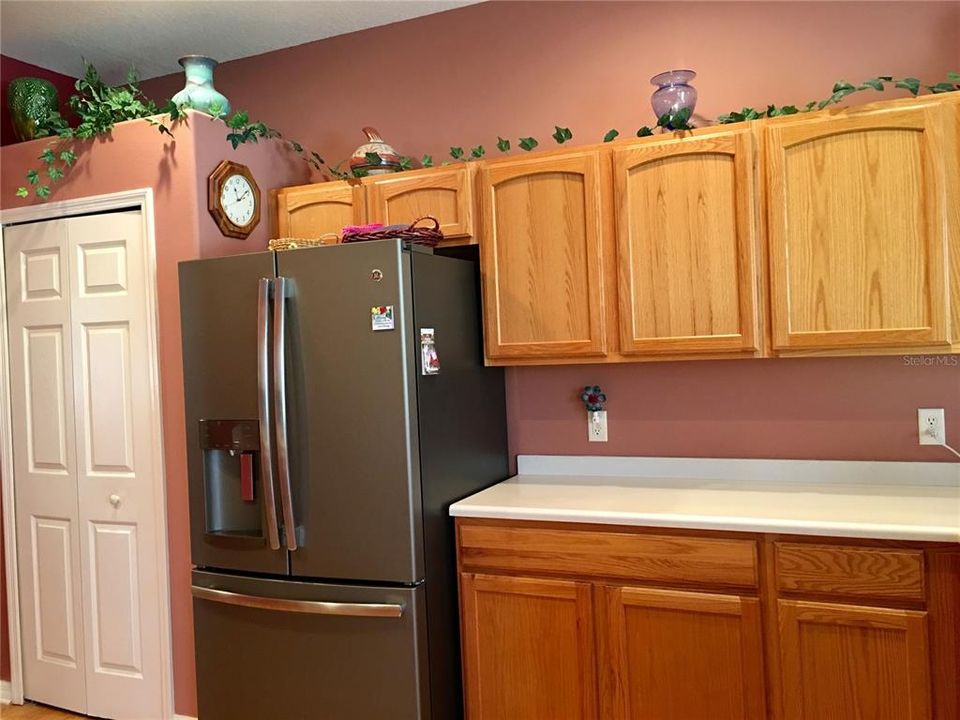 For Sale: $278,900 (3 beds, 2 baths, 2093 Square Feet)