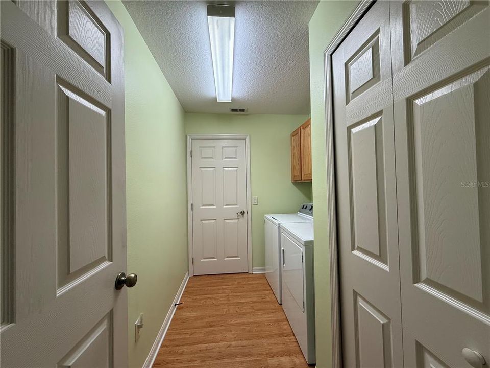 For Sale: $278,900 (3 beds, 2 baths, 2093 Square Feet)