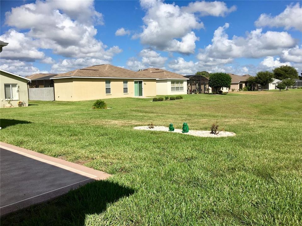 For Sale: $278,900 (3 beds, 2 baths, 2093 Square Feet)