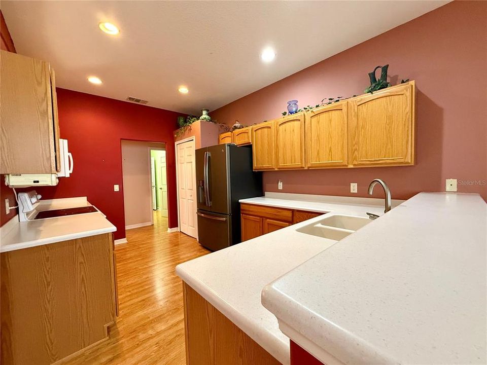 For Sale: $278,900 (3 beds, 2 baths, 2093 Square Feet)