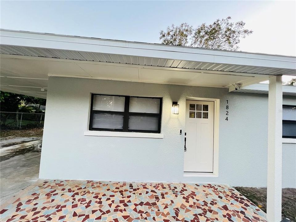 Active With Contract: $249,000 (3 beds, 2 baths, 1208 Square Feet)