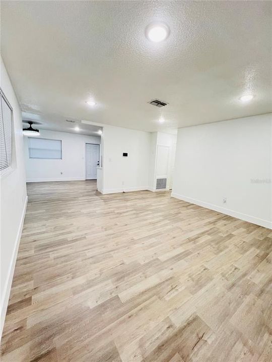 Active With Contract: $249,000 (3 beds, 2 baths, 1208 Square Feet)