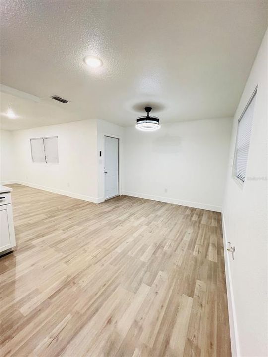 Active With Contract: $249,000 (3 beds, 2 baths, 1208 Square Feet)