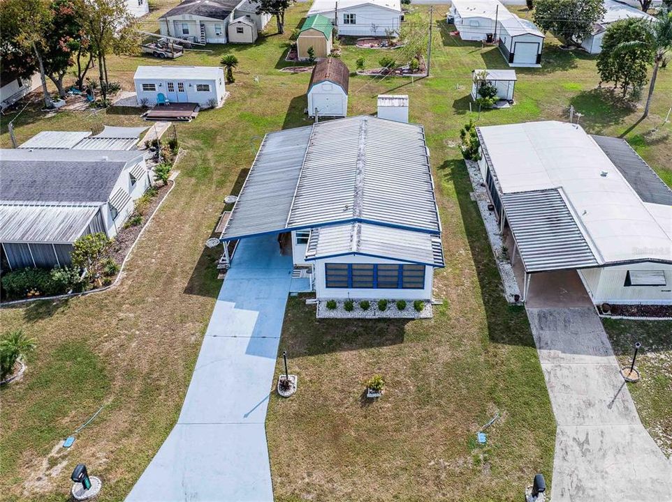 For Sale: $165,000 (2 beds, 2 baths, 1300 Square Feet)