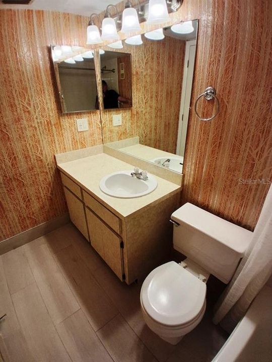 В аренду: $2,300 (2 спален, 2 ванн, 1015 Квадратных фут)