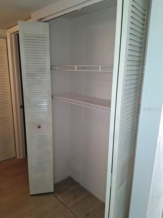 В аренду: $2,300 (2 спален, 2 ванн, 1015 Квадратных фут)