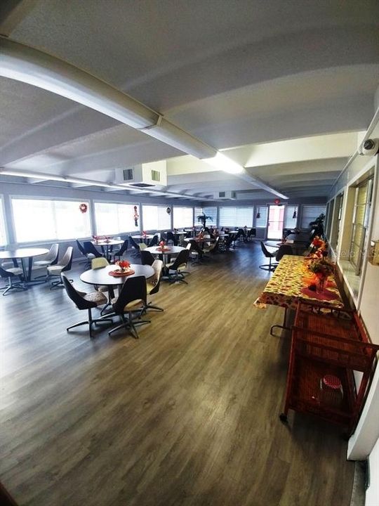 В аренду: $2,300 (2 спален, 2 ванн, 1015 Квадратных фут)