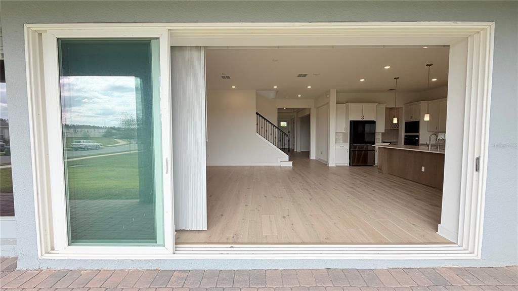 For Sale: $1,200,000 (5 beds, 5 baths, 4674 Square Feet)