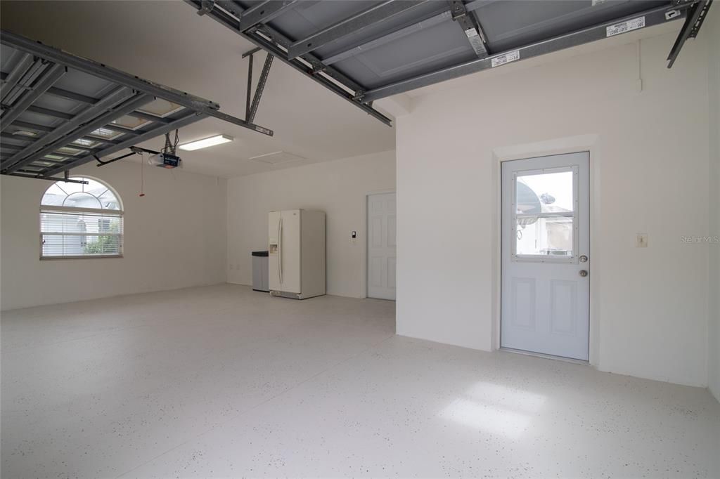 На продажу: $349,900 (3 спален, 3 ванн, 1767 Квадратных фут)