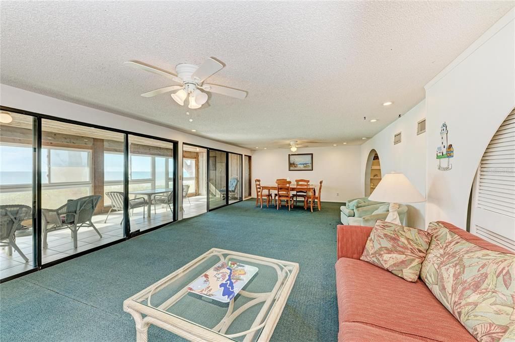 For Sale: $1,100,000 (2 beds, 2 baths, 1720 Square Feet)