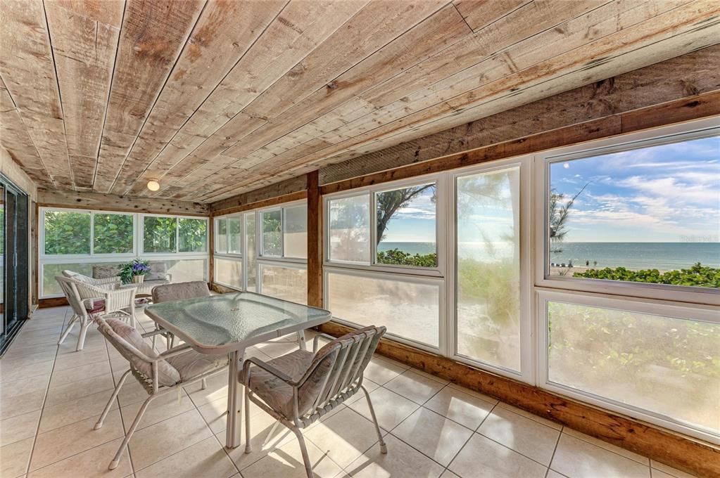 For Sale: $1,100,000 (2 beds, 2 baths, 1720 Square Feet)