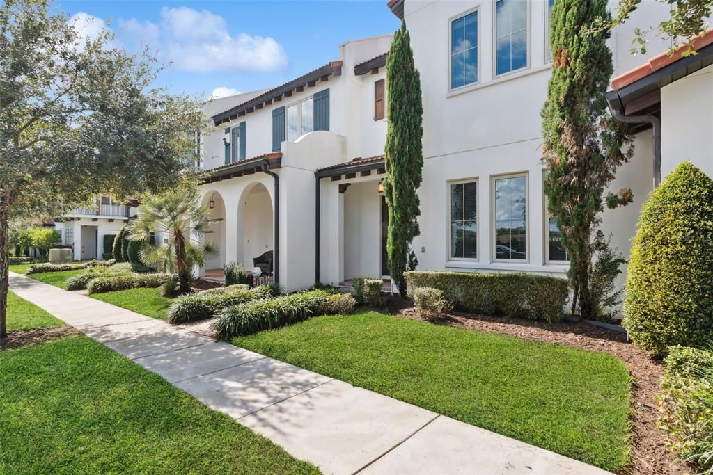 For Rent: $3,000 (3 beds, 2 baths, 2103 Square Feet)