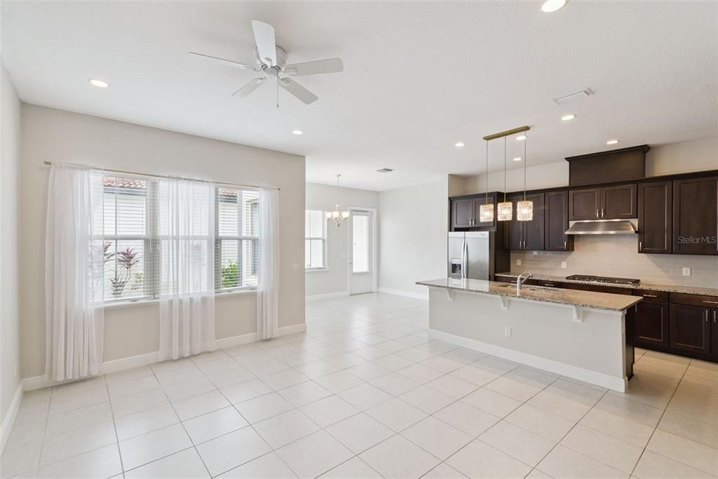 For Rent: $3,000 (3 beds, 2 baths, 2103 Square Feet)