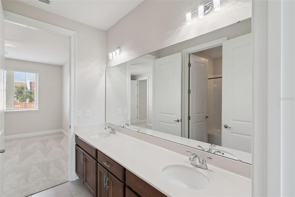 For Rent: $3,000 (3 beds, 2 baths, 2103 Square Feet)