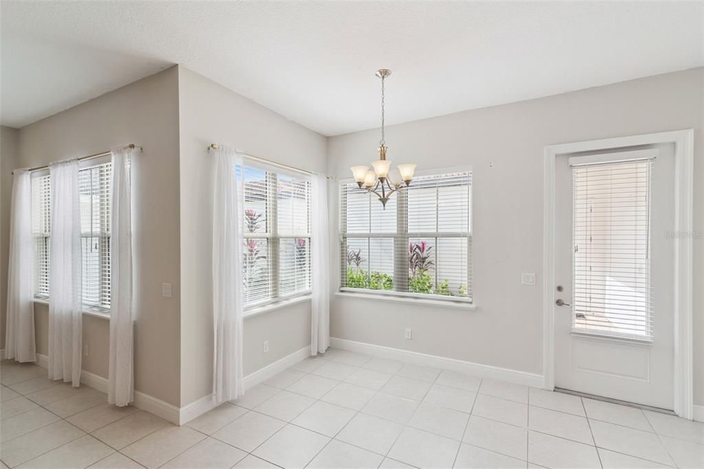 For Rent: $3,000 (3 beds, 2 baths, 2103 Square Feet)