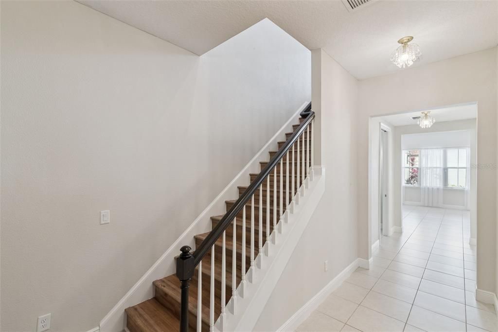 For Rent: $3,000 (3 beds, 2 baths, 2103 Square Feet)