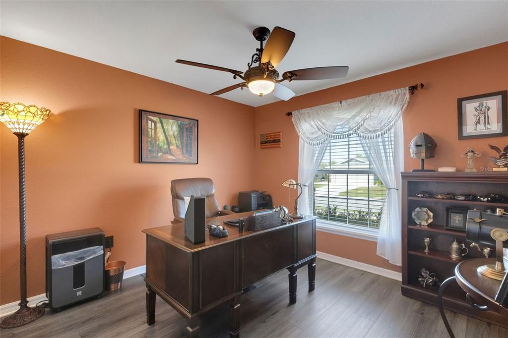 待售: $399,900 (4 贝兹, 2 浴室, 2004 平方英尺)