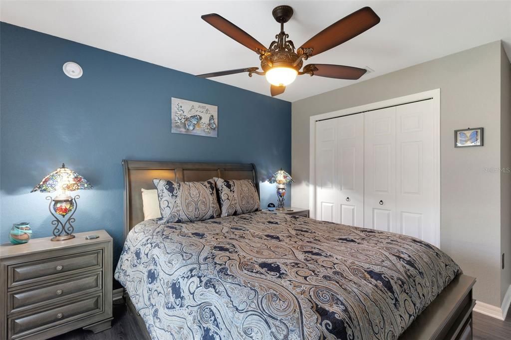 待售: $399,900 (4 贝兹, 2 浴室, 2004 平方英尺)